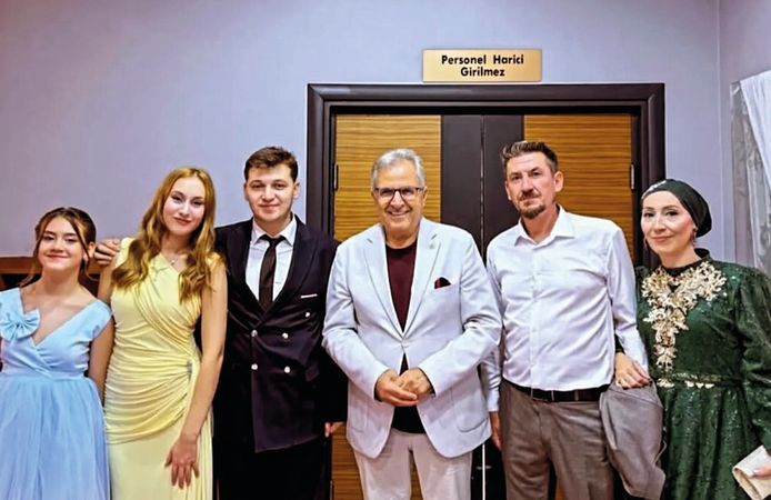 Şair, yazar Bahar Önen Büke 'nin mutlu günü
