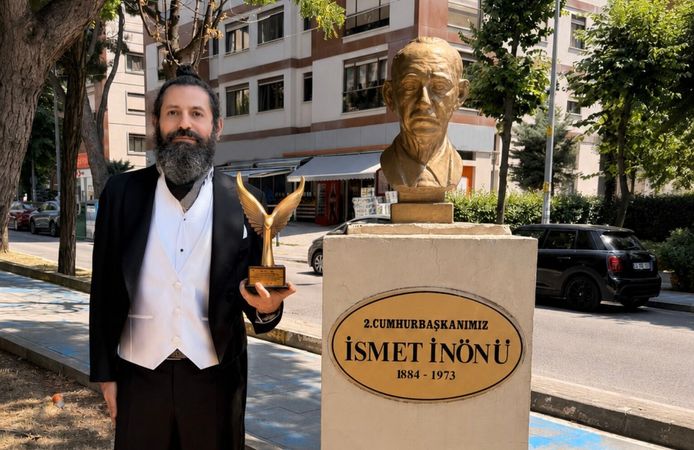 Akif Manaf Sağlık ve Barış Ödülü İsmet İnönü’ye İthaf Edildi