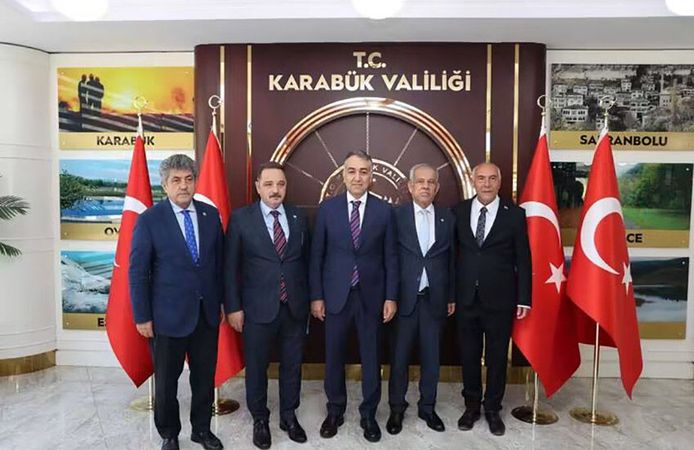 TÜRK DÜNYASI ÖDÜLLÜ BELGESEL FİLMLERİ KARABÜK’TE İZLEYİCİYLE BULUŞTU