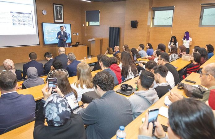 Genel Müdür Abdulkadir Çay, İstanbul Üniversitesi öğrencileriyle buluştu