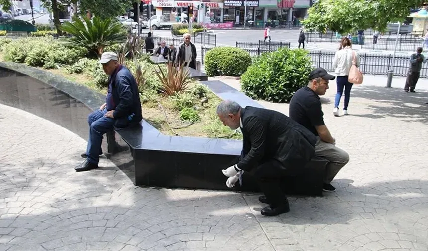 "31 Mayıs Dünya Tütünsüzlük Günü"nde sokakta izmarit topladılar