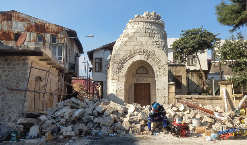 Depremin kültürel mirasa etkisi Pera Müzesi’nde masaya yatırılacak