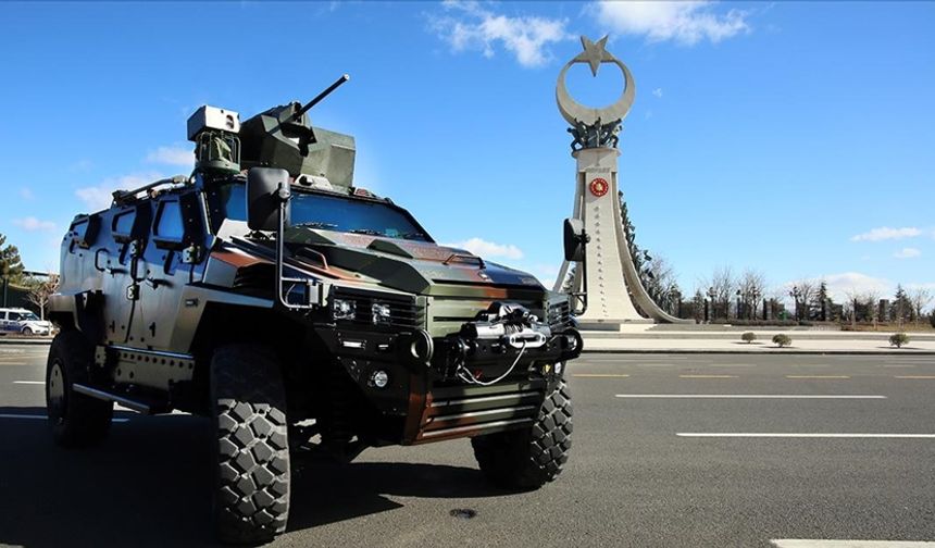 YÖRÜK 4X4 Türkiye'deki ilk görevine Cumhurbaşkanlığında başladı