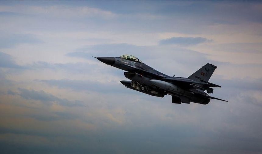 Pençe-Kilit Operasyonu bölgesinde 5 terörist hava harekatıyla etkisiz hale getirildi