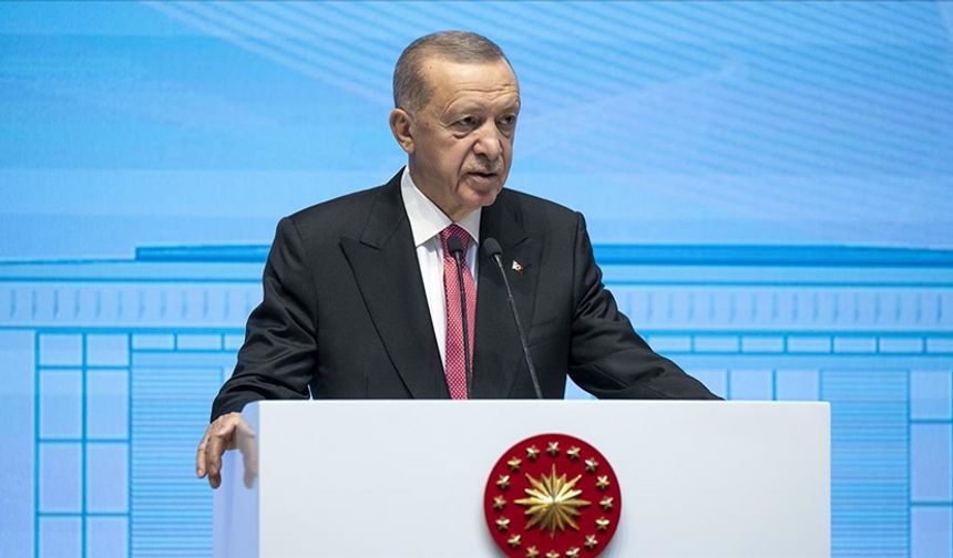 Cumhurbaşkanı Erdoğan: Türkiye'nin ayağına vurulan prangaları söküp atma vakti gelmiştir