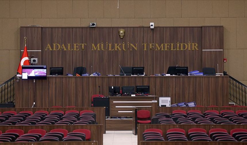 Bağcılar'da babasını öldürdüğü öne sürülen sanık hakim karşısına çıktı