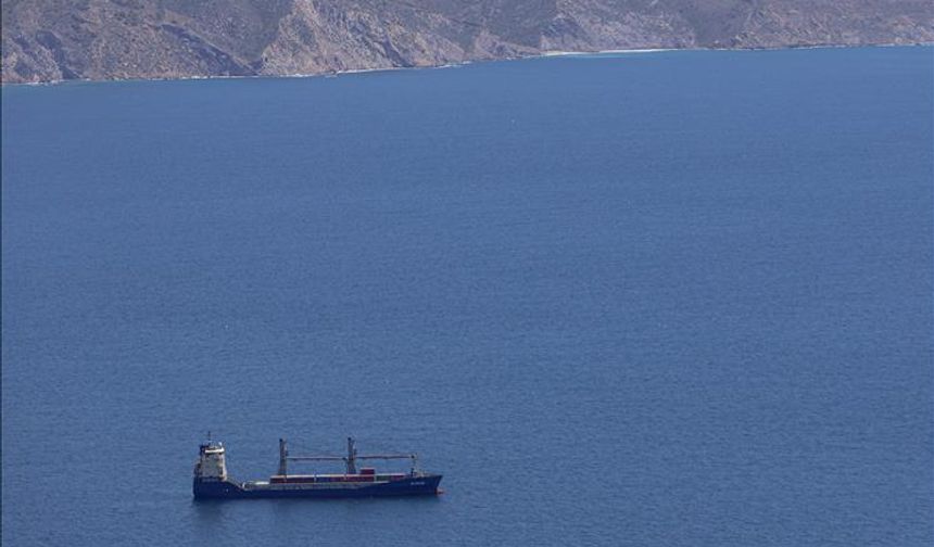İspanya hükümeti, İsrail'e silah taşıyan geminin limanlarında durma talebini reddetti