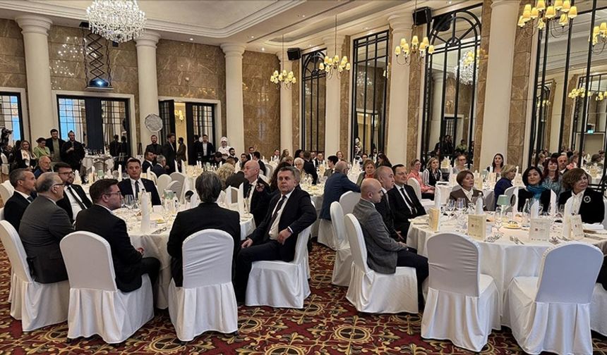 Berlin'de "Türk Mutfağı Haftası" kapsamında geleneksel lezzetler tanıtıldı