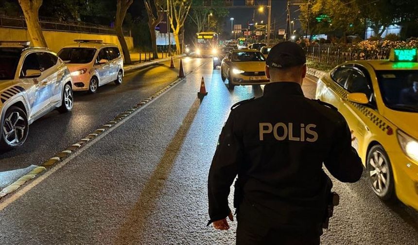 "Huzur İstanbul" uygulamasında 806 kişi gözaltına alındı