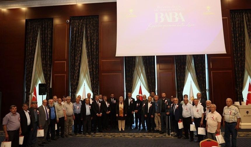 Babalar Günü dolayısıyla AK Parti'de şehit babaları ve gaziler ağırlandı