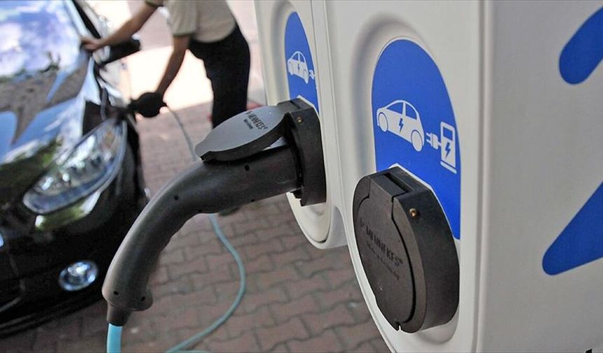 AB'de elektrikli otomobil satışları 1 yılda yüzde 40'tan fazla arttı