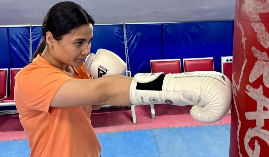 Dünya şampiyonu milli boksör gözünü olimpiyat şampiyonluğuna dikti