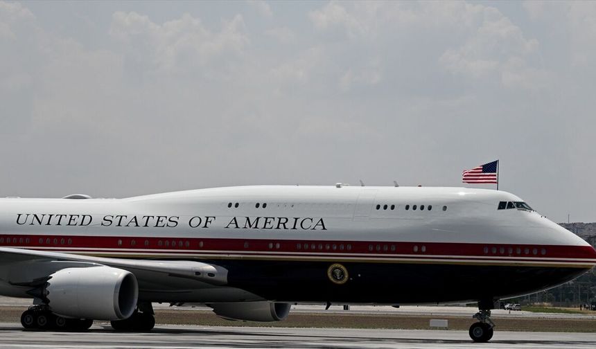 Trump'tan yeni Air Force One uçağının 'en üst seviyeye' çıkarılacağı açıklaması