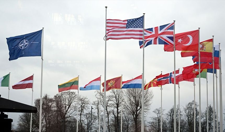 Türkiye'nin NATO'ya katılmasına dair kanun tasarısının kabul edildiği birleşim TBMM tutanaklarında