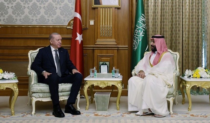 Cumhurbaşkanı Erdoğan, Suudi Arabistan Veliaht Prensi Bin Selman ile bir araya geldi
