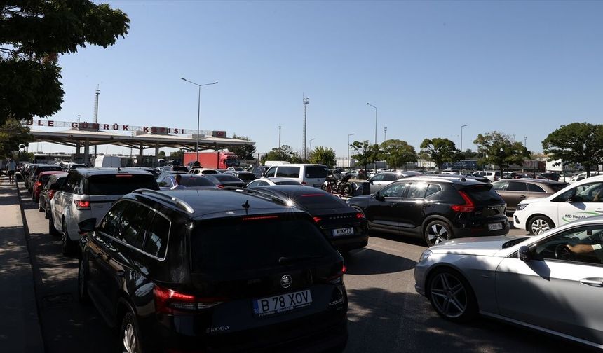 Yurt dışından geçici getirilen araçlara ilişkin esaslar düzenlendi