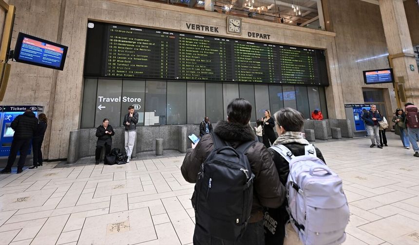 Belçika'da kamu çalışanları greve gitti