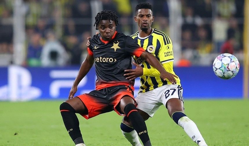 Fenerbahçe, galibiyeti son dakikada kaçırdı