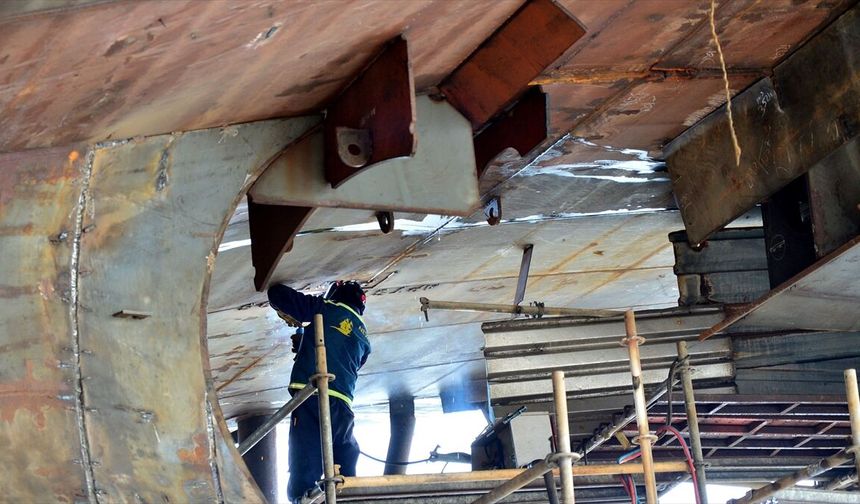 Hollandalı tersane iptal edilen firkateynler için Almanya'dan 4,7 milyar avro istiyor