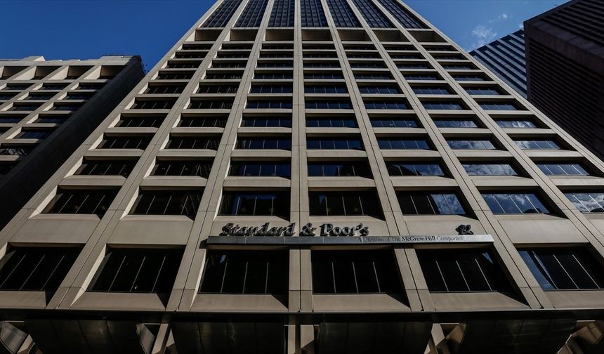 S&P Global, Türkiye'nin kredi notunda olası artış için dezenflasyon ve rezervlere işaret etti