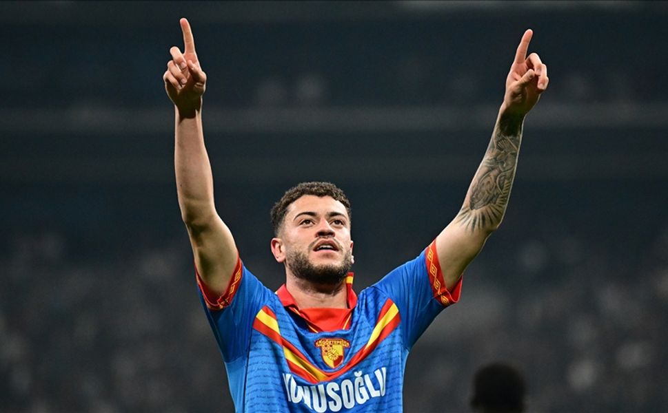 Romulo, Göztepe'de rekor peşinde