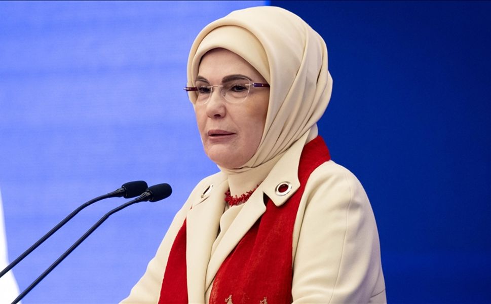 Emine Erdoğan, 12 asker için başsağlığı mesajı yayımladı