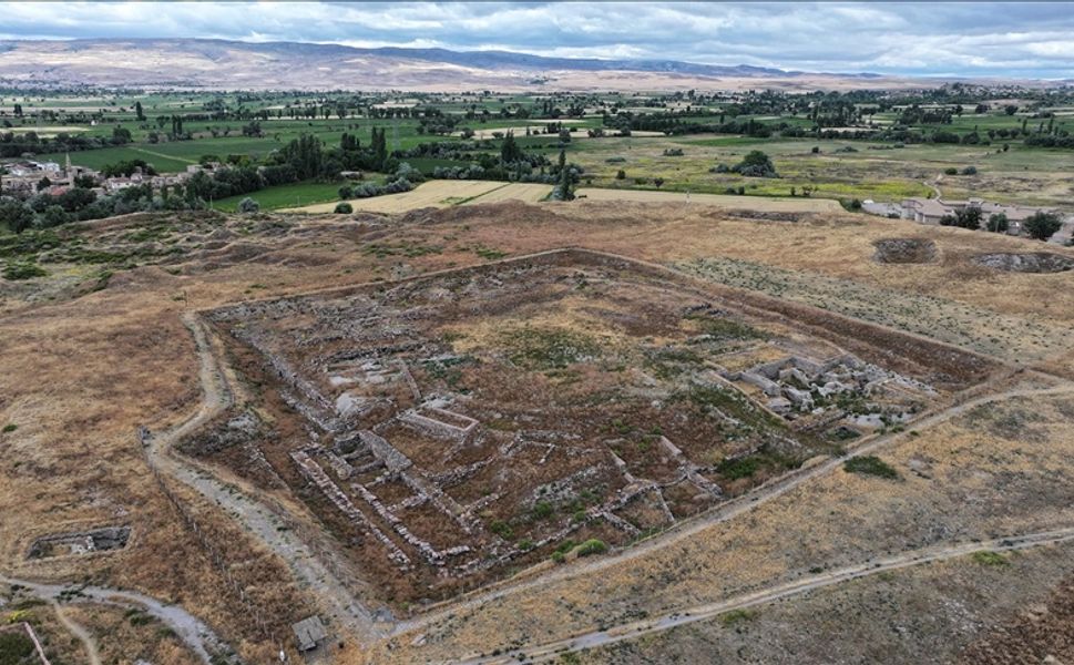 Arkeolojik kazılarla Kültepe'nin tarihi 8 bin yıl öncesine kadar uzanabilir