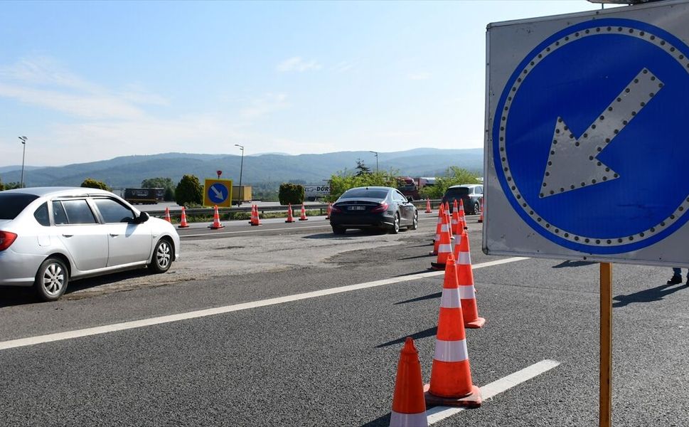 Anadolu Otoyolu Kocaeli kesimi Ankara yönü üstyapı çalışmasında trafiğe kapatılacak
