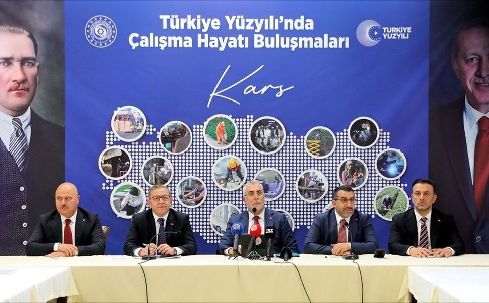 Bakan Işıkhan: İşverenler için tecil süresinin 72 aya çıkarıldı