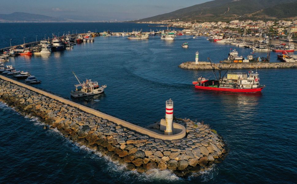 Balıkçı gemilerindeki takip cihazları yenileniyor