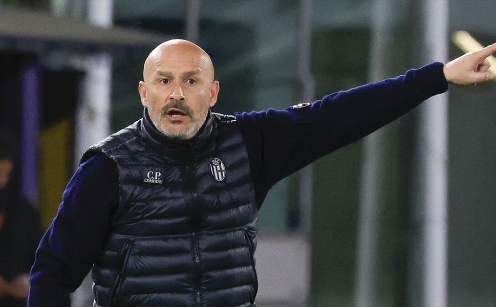 Beşiktaş, teknik direktör Vincenzo Italiano ile görüşmelere başlandığını KAP'a bildirdi