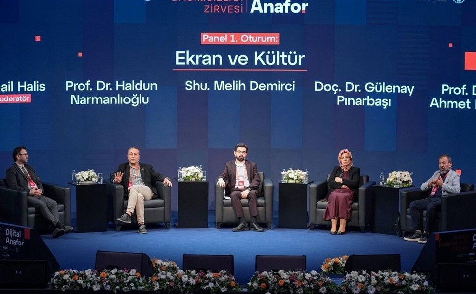 Dijital Anafor: Ekran Bağımsızlığı Zirvesi'nde 'ekran ve kültür' ele alındı