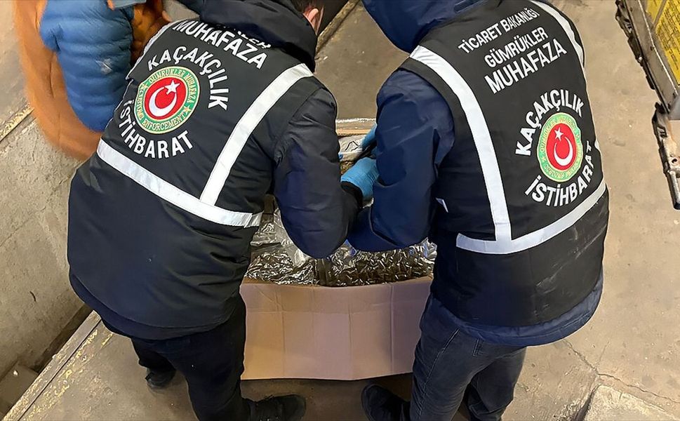 Gümrükler Muhafaza ekipleri zehir tacirlerine göz açtırmadı