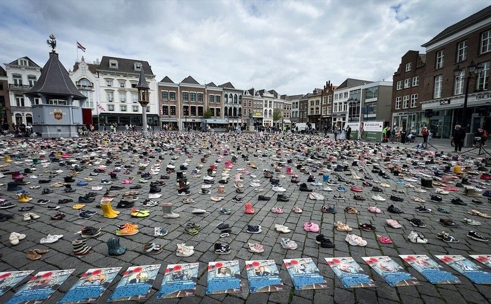 Hollanda'da, İsrail saldırılarında ölen Filistinli çocuklar ve gazeteciler anıldı