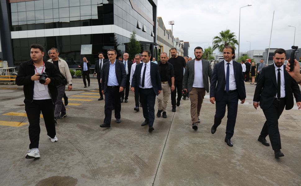 Sakarya'da 'GAZBİR-GAZMER 100 bininci MYK Mesleki Yeterlilik Belgesi Takdim Töreni' düzenlendi