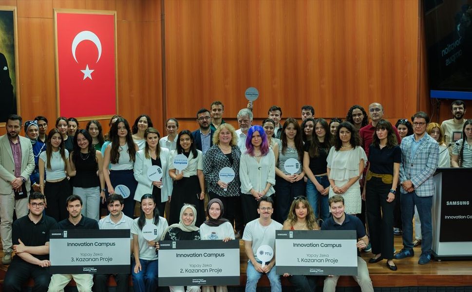 Samsung 'Innovation Campus' programının yeni mezunları yapay zeka projelerini sundu