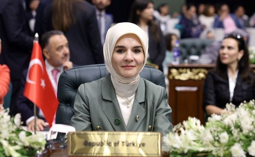 Bakan Göktaş: Dile getirilen her söz Müslüman kadınların yeni yüzyıldaki yürüyüşüne istikamet kazandıracak