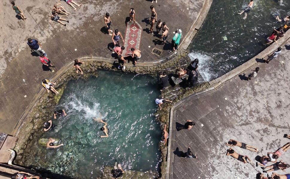 Diyarbakır'da sıcak hava hayatı olumsuz etkiledi