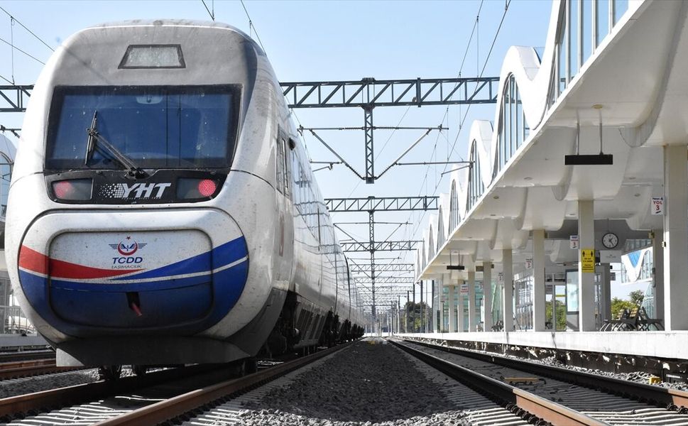 Eskişehir-İstanbul YHT hattı 12 yaşını doldurdu