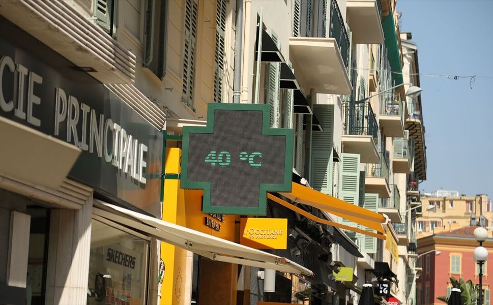 Fransa bu sezonun 4'üncü sıcak hava dalgasının etkisine girdi