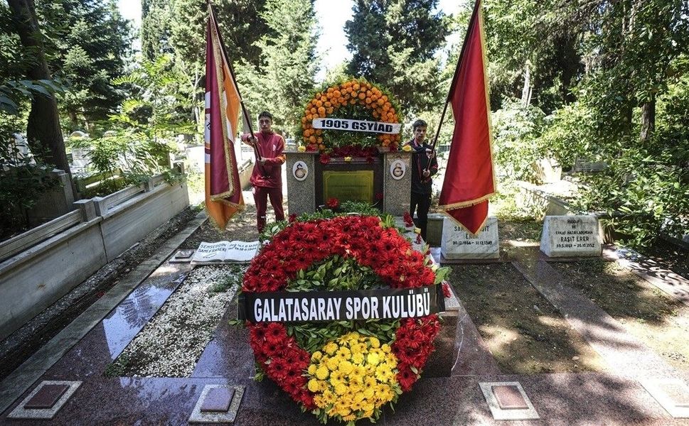 Galatasaray Kulübünün kurucusu Ali Sami Yen, vefatının 75. yılında anıldı
