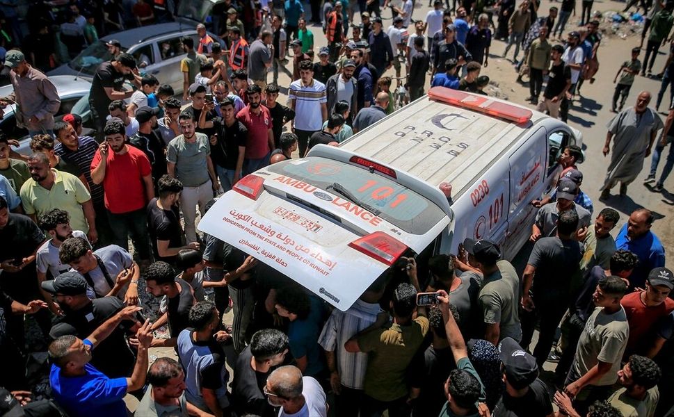 Gazze'deki Sağlık Bakanlığı: Ambulans ve hasta nakil araçlarının yüzde 70'i hizmet dışı kaldı