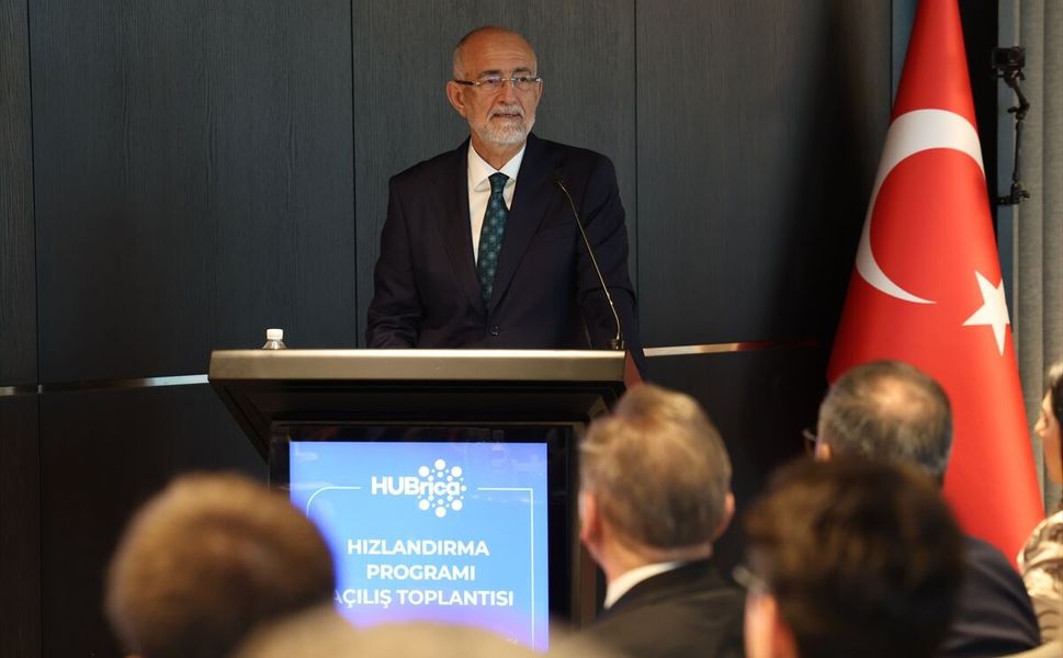 Halkbank ve İTÜ ARI Teknokent'ten teknoloji girişimlerine destek