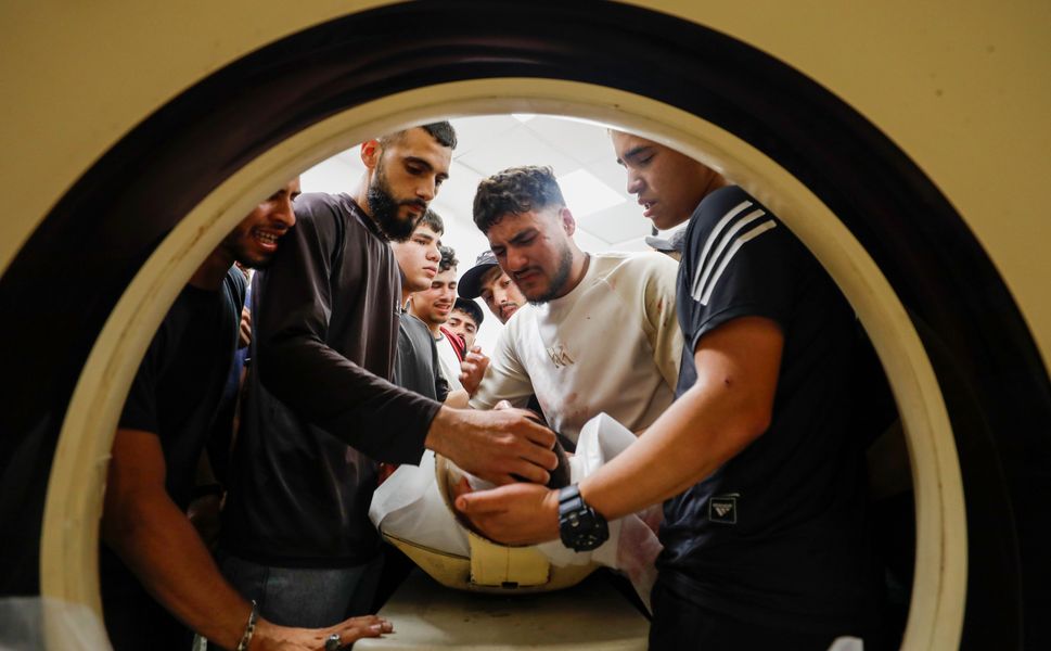 İsrail'in Gazze Şeridi'ndeki saldırılarında can kaybı 73 bin 90'a çıktı
