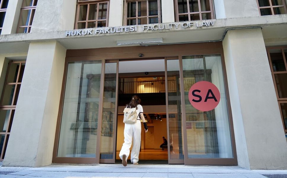 İstanbul Bilgi Üniversitesi ile Barbri arasında eğitim işbirliği