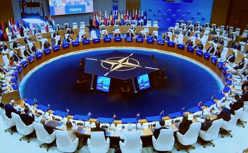 Milli Savunma Bakanı Güler, NATO Savunma Bakanları için düzenlenen çalışma yemeğine katıldı