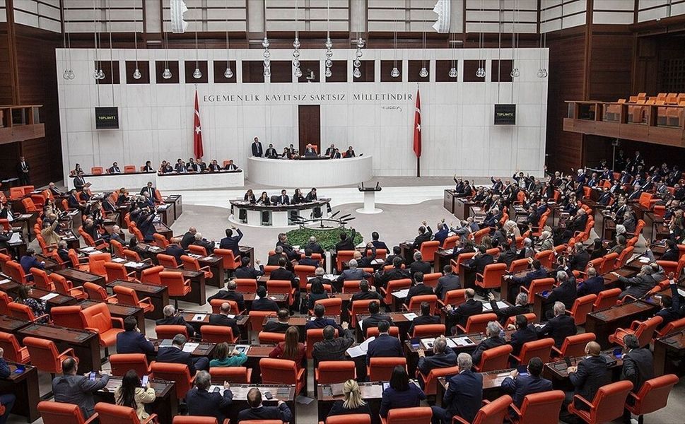 TBMM'de öğrenci affına ve yükseköğretime ilişkin düzenlemeleri içeren teklif görüşülecek