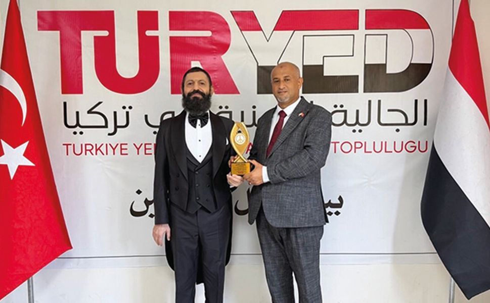 Akif Manaf’a “Yemen-Türkiye Dostluk ve Barış Ödülü” Verildi