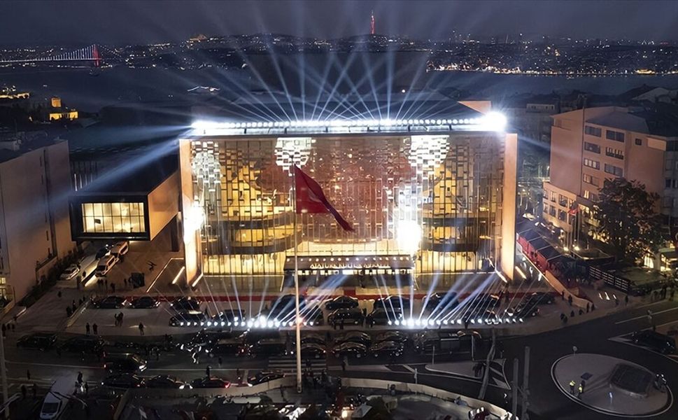 AKM Yaz Konserleri 12 Ağustos'ta caz temasıyla başlayacak