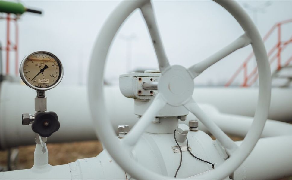 Avrupa'da doğal gaz fiyatları haftaya yükselişle başladı